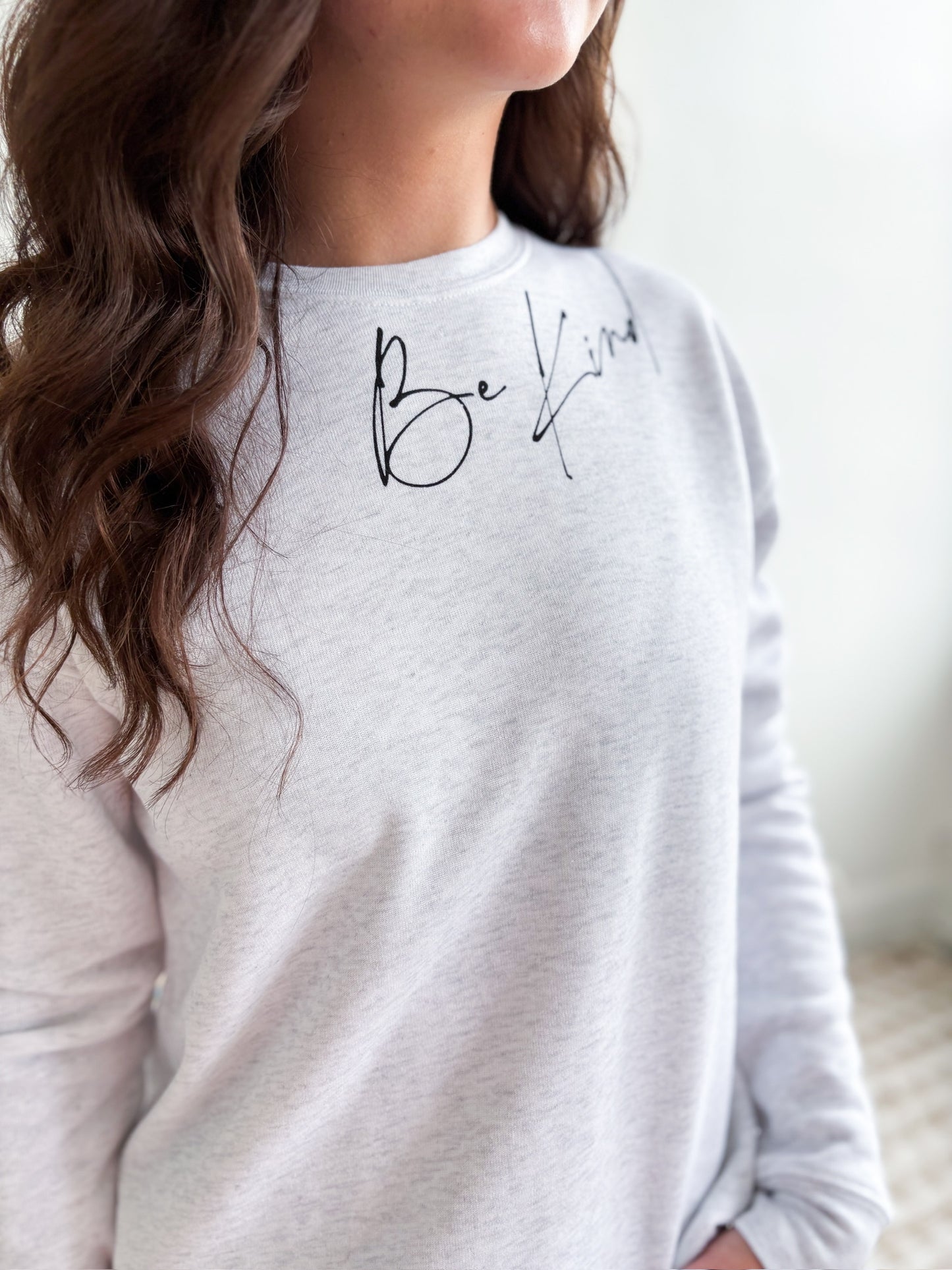 Be Kind Graphic Sweatshirt - White Heather