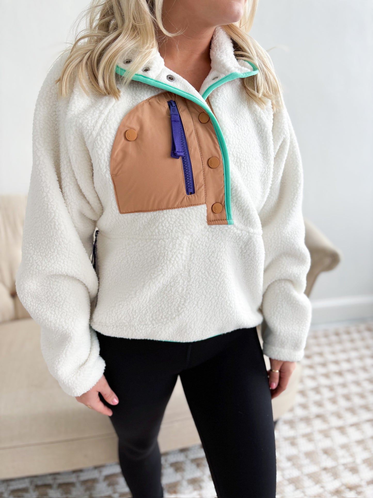 Hit The Slopes Pullover - Ivory Retro