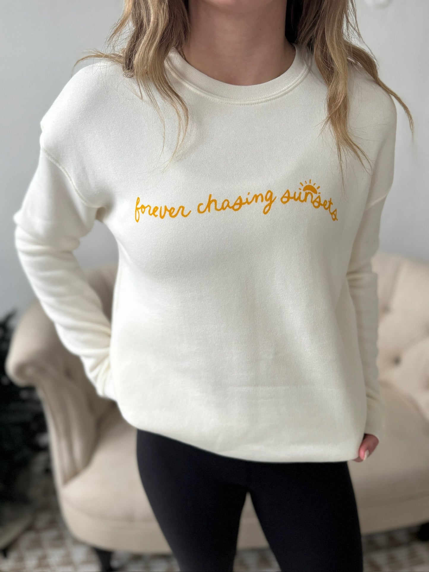 Forever Chasing Sunsets Sweatshirt - Vintage White