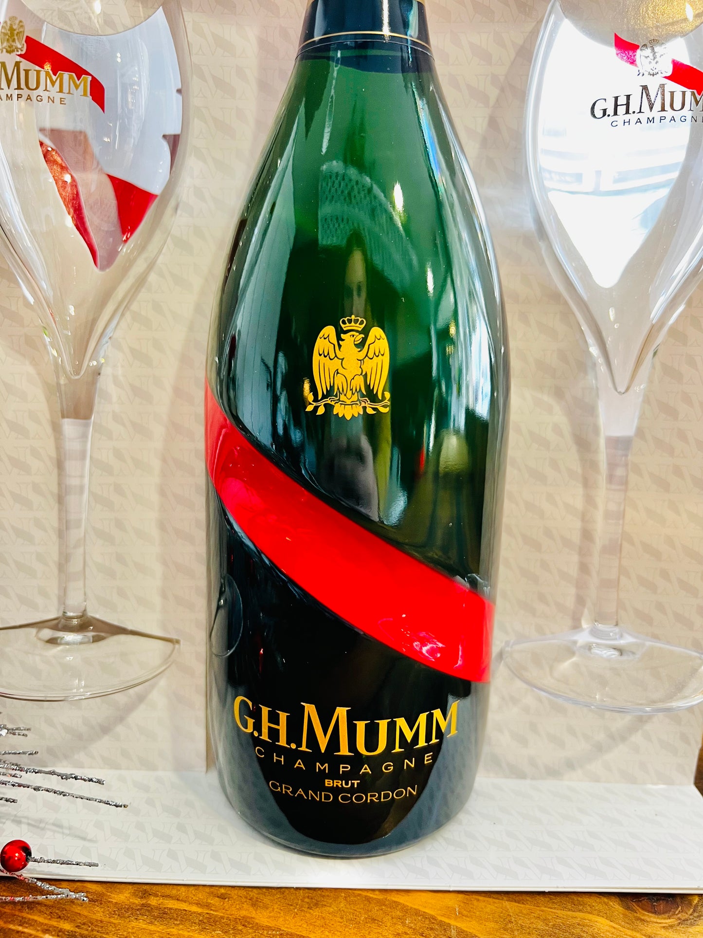 Mumm Champagne Gift Set