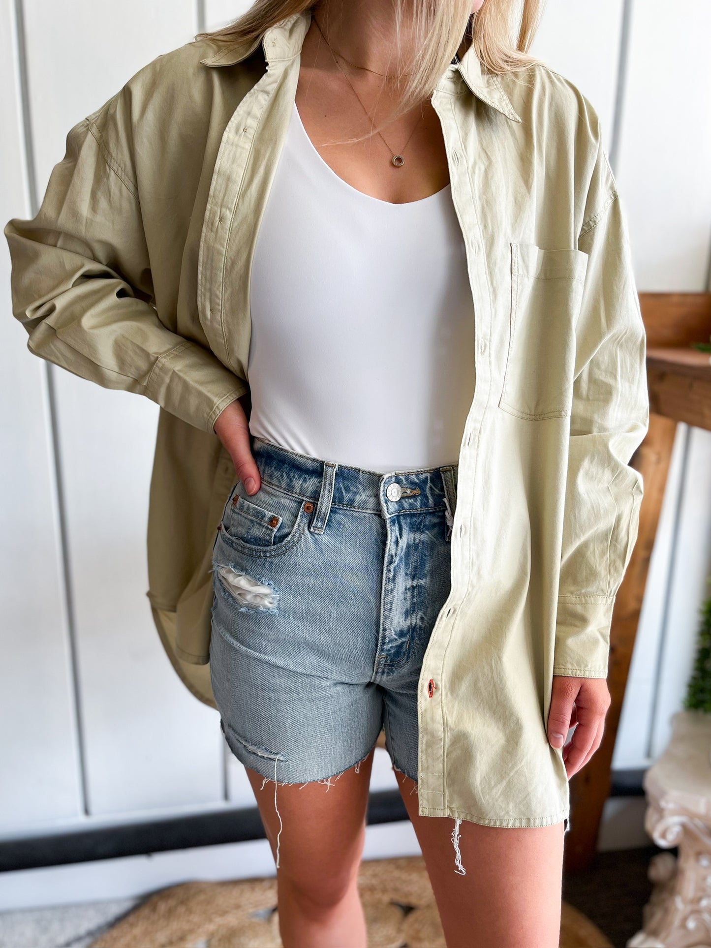 Freddie Shirt - Castle Wall