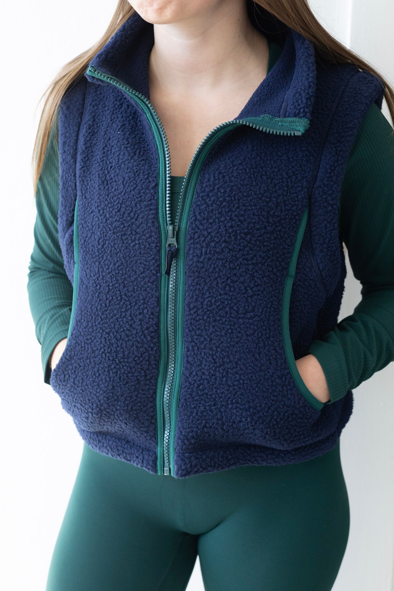 Vitality Polar Fleece Cropped Vest - Oxford