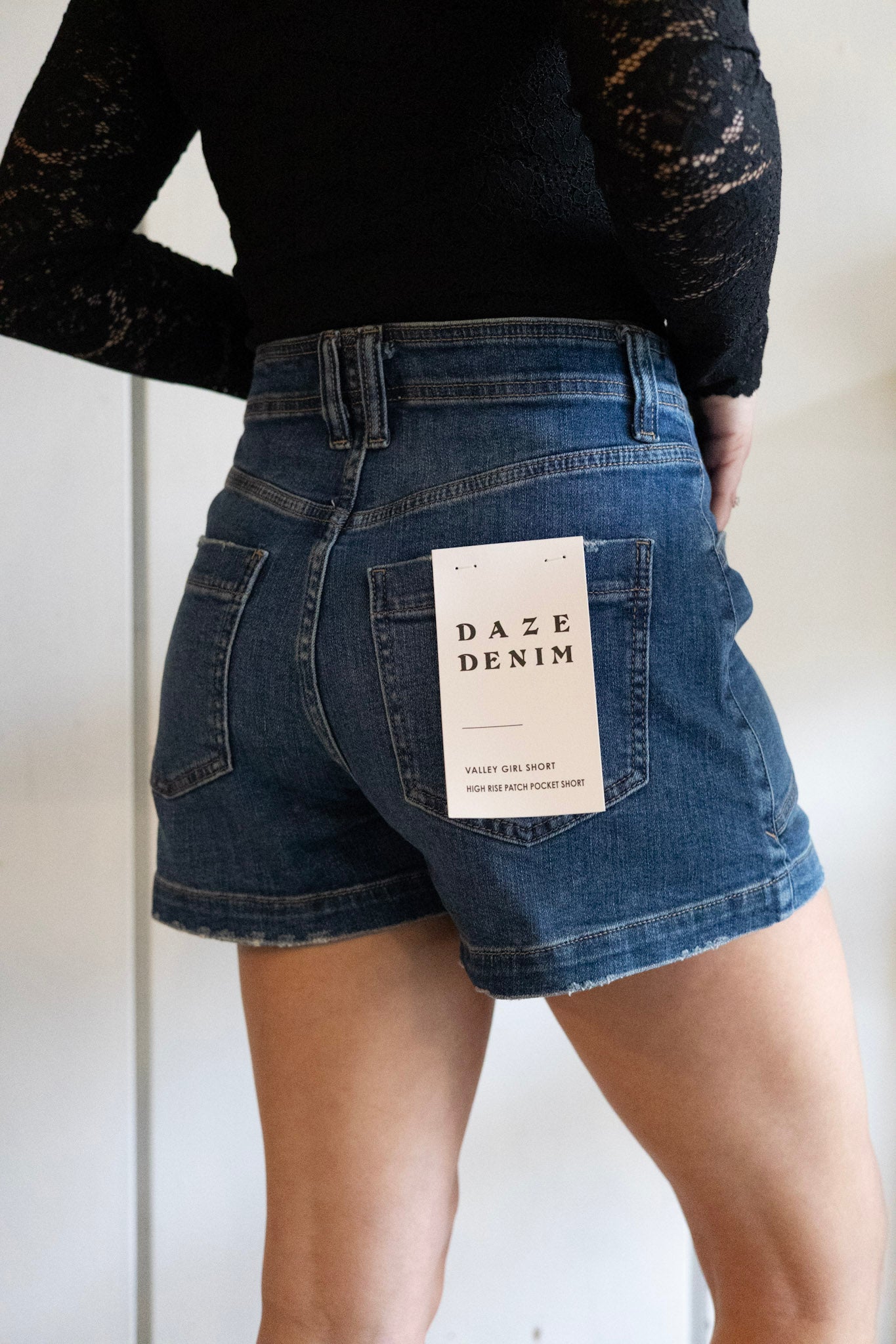 Valley Girl HR Short - Manhattan