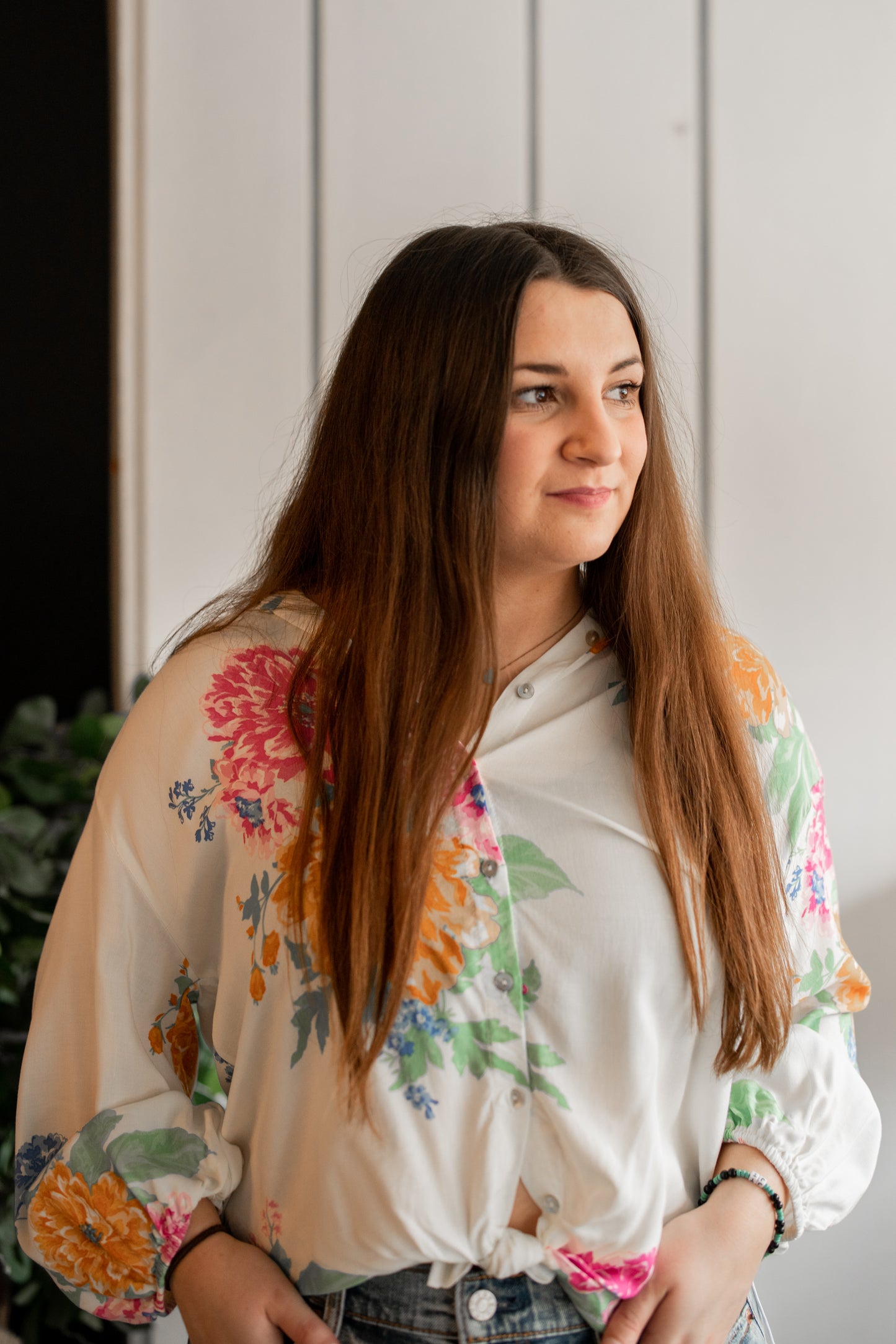 Clarisa Floral Top - Sand Dollar
