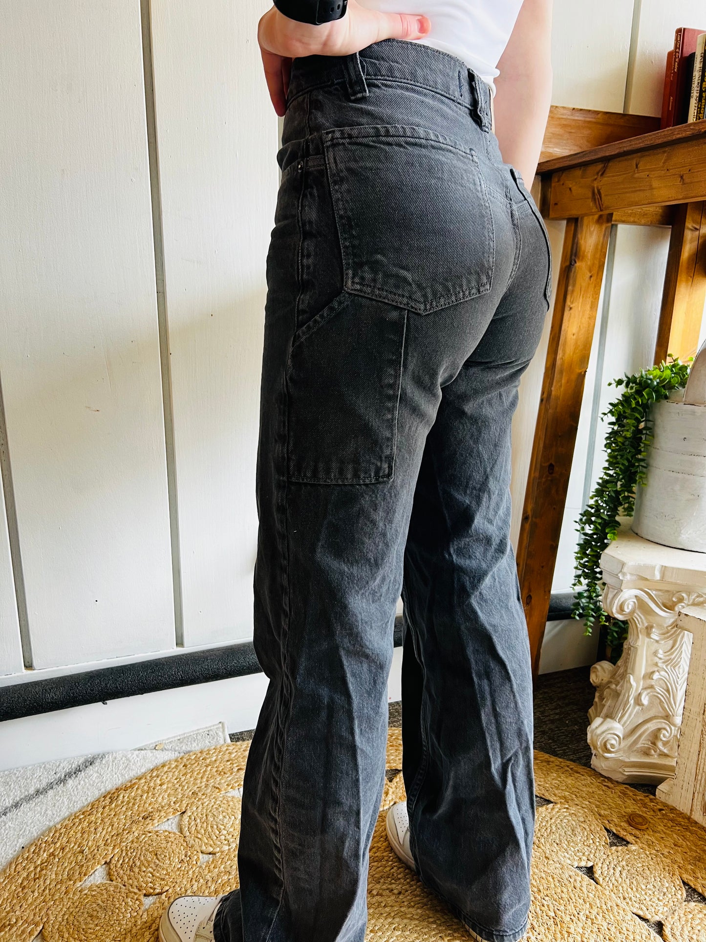 Pacifica Straight Leg Jeans - Worn Black