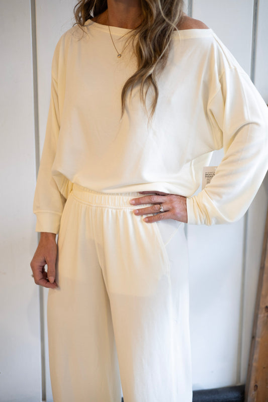 BeCalm Oversized Boatneck LS - Coconut Ivory
