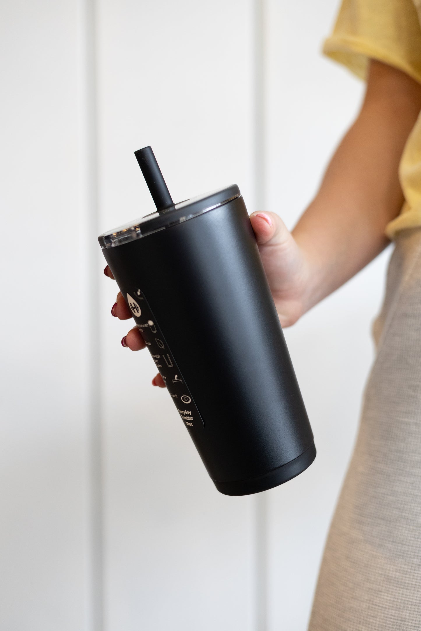 Black HydroJug 20oz Everyday Tumbler