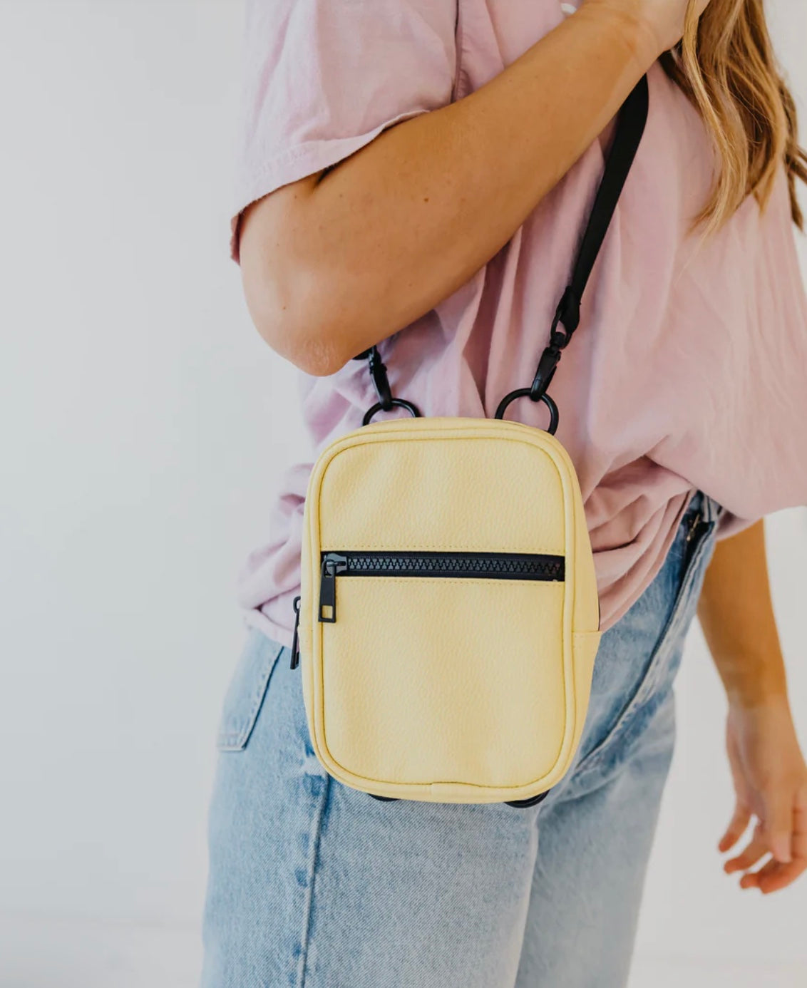 Brixley Crossbody Sling