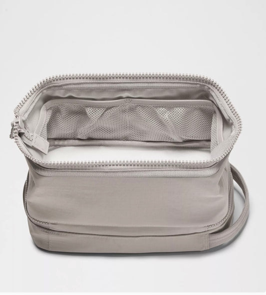 Dual-Compartment Toiletry Bag - Downtown Tan