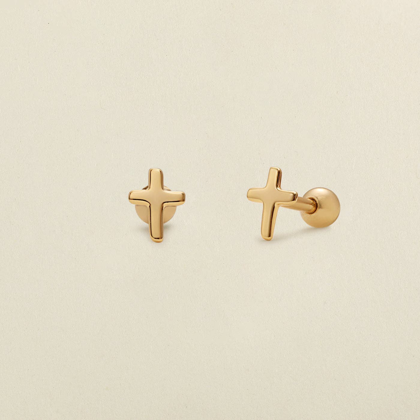 Live In Stud Earrings - Gold Vermeil/Heart
