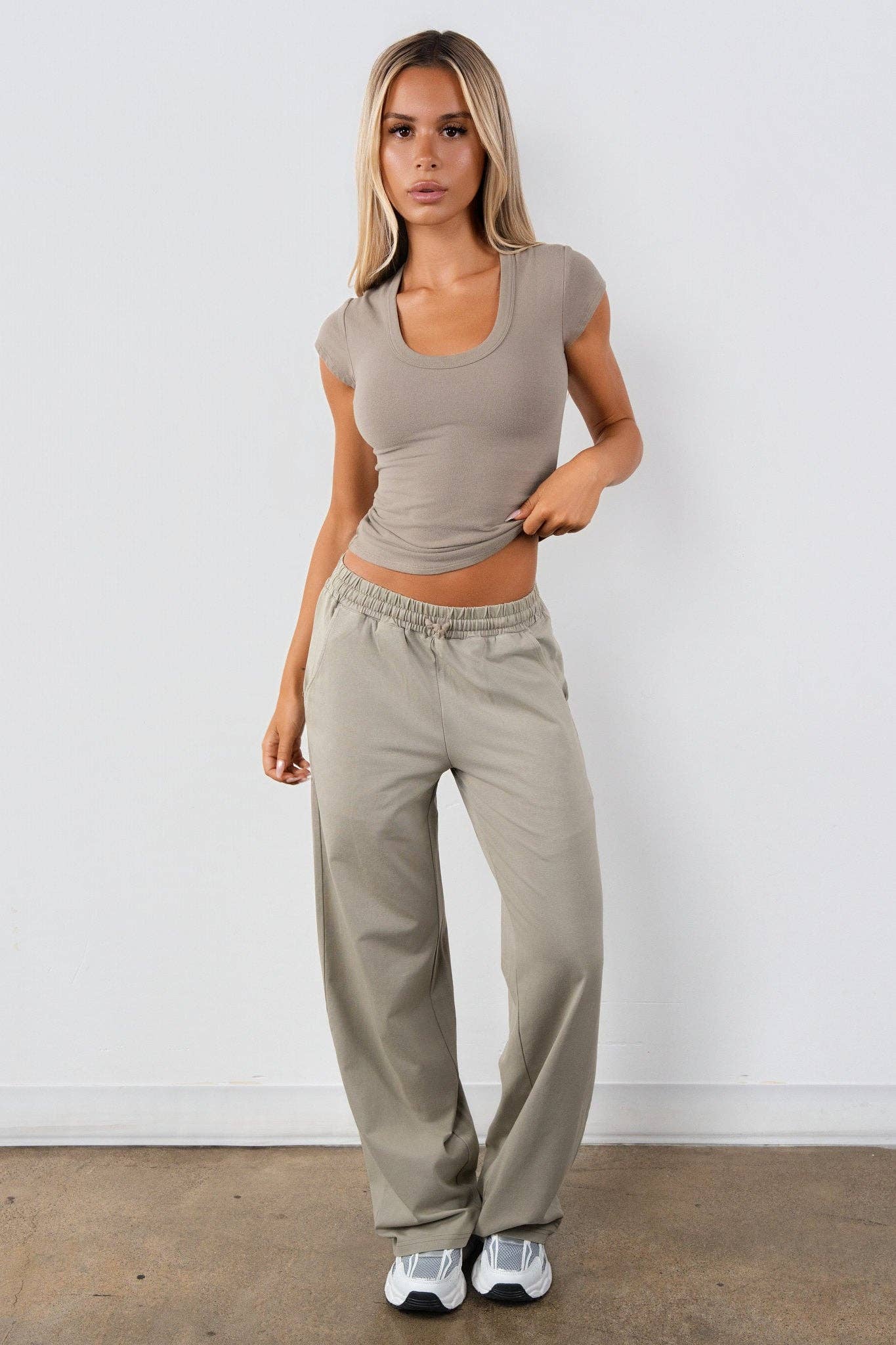 Vitality Essence Weekend Pant - Hazelnut