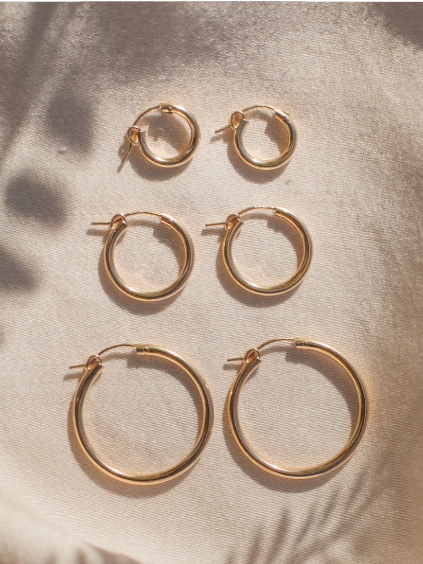 Maude Hoop Earrings - Gold Filled 29mm