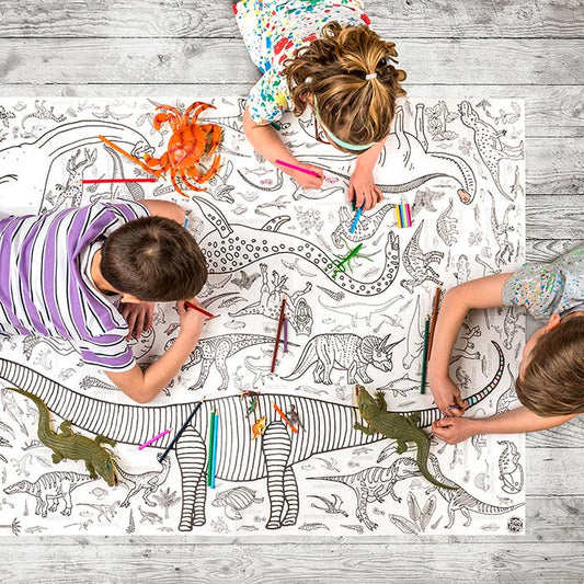 Colour-in Giant Poster / Tablecloth - Dinosaurs