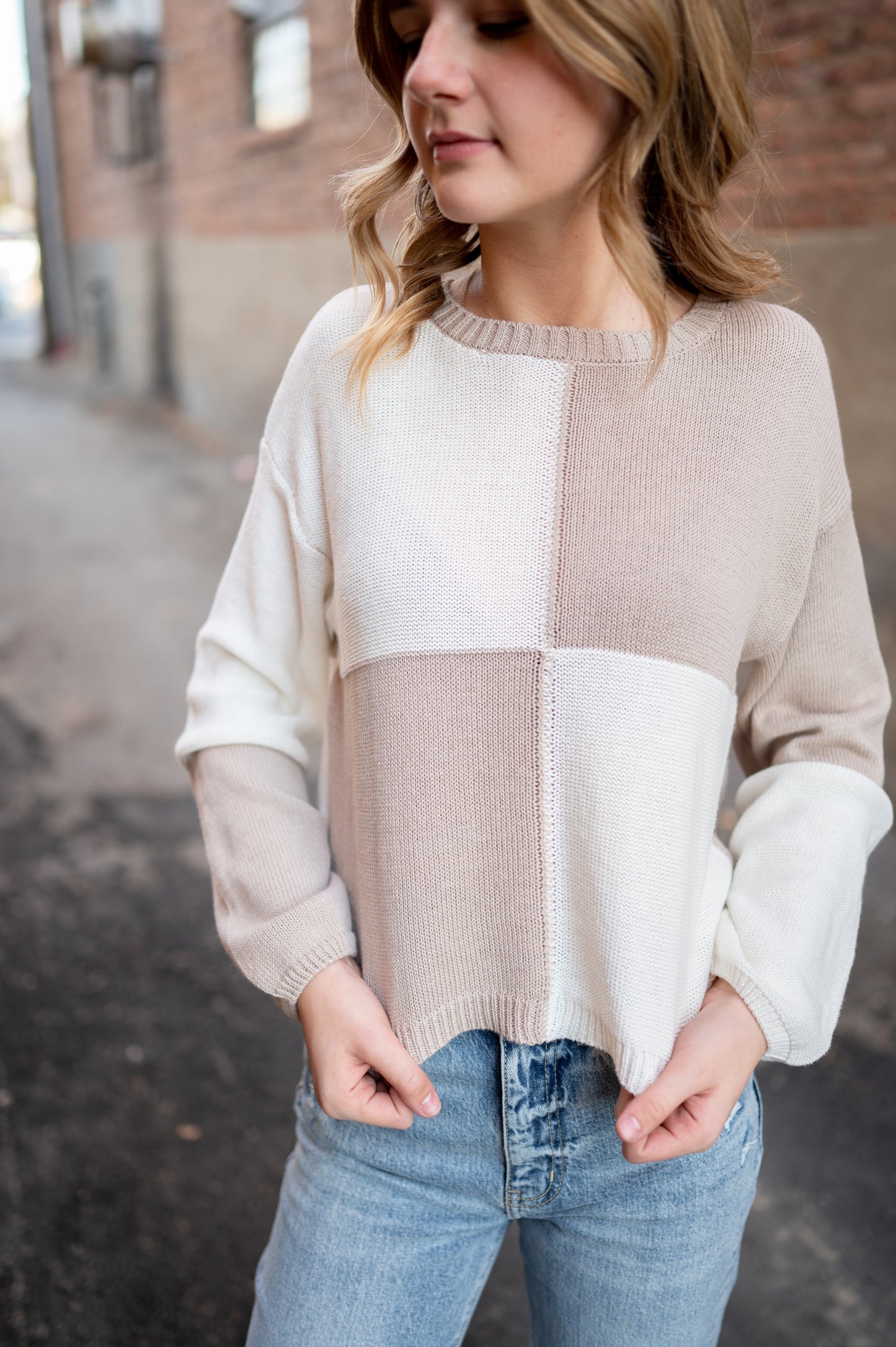 Solange Check Sweater - Feather Taupe