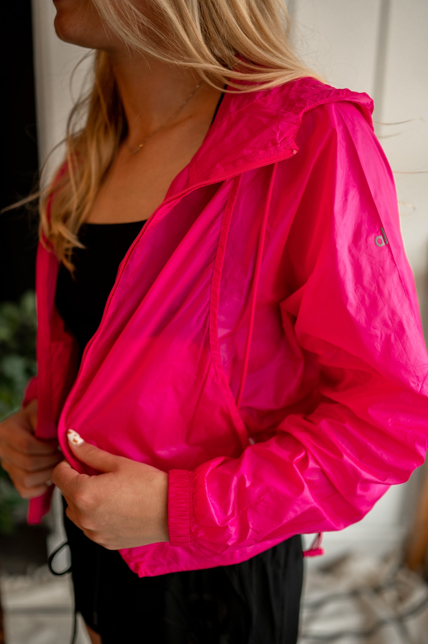 Sprinter Jacket - Neon Pink