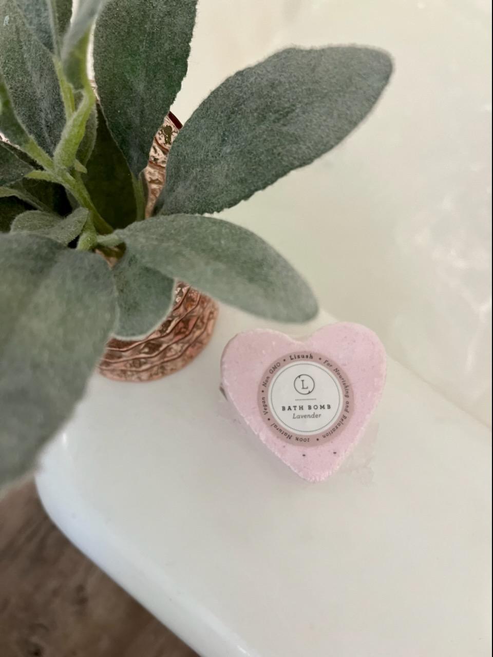 Heart shaped bath bomb- Lavender scented