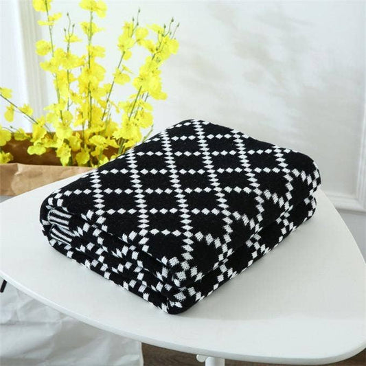 The Geo Double-Sided Throw Blanket - Black